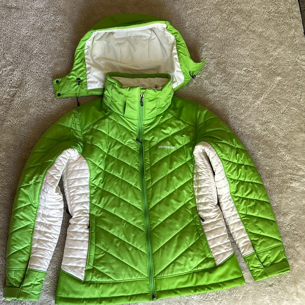 Patagonia insulated ski jacket